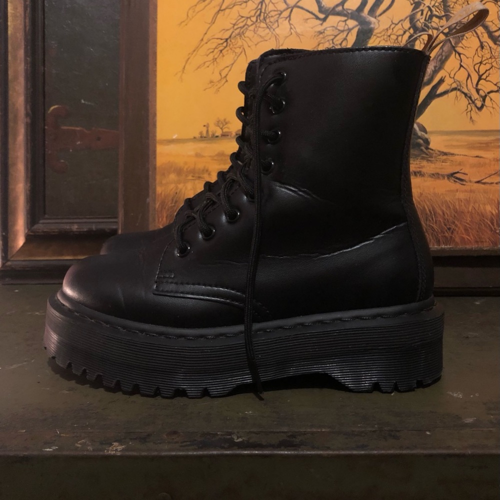 PLATFORM DR. MARTENS - Picture 2 of 6
